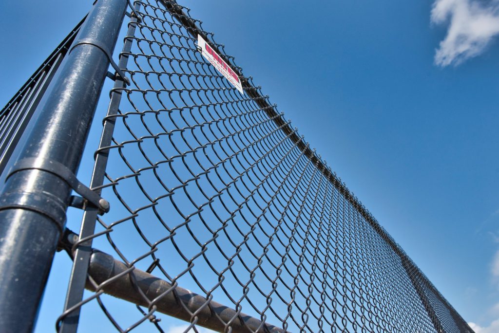 fence company lazy lake fl 